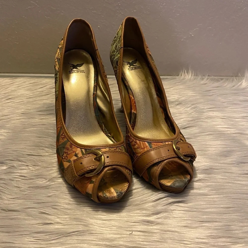 Shiekh Tan & Tropical Pattern Heels